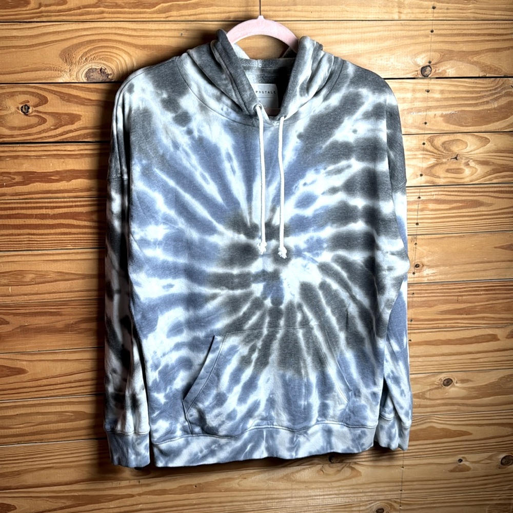Size small Aeropostale hoodie drawstrings front pocket tie dye
